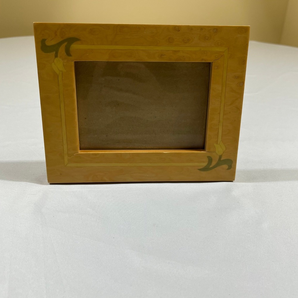 Hallmark Picture Frame 3.5x5 Yellow Birds Eye Maple Floral Wood Frame